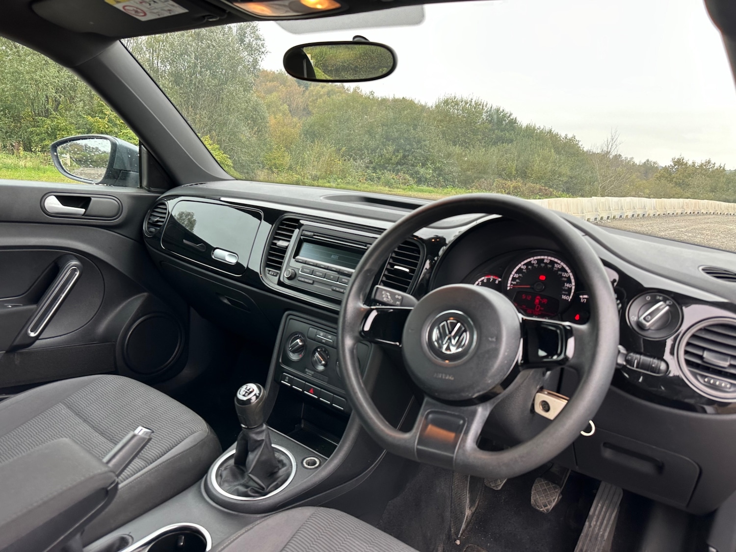 Used Volkswagen Beetle 2015 for sale - 76454965: Photo 7