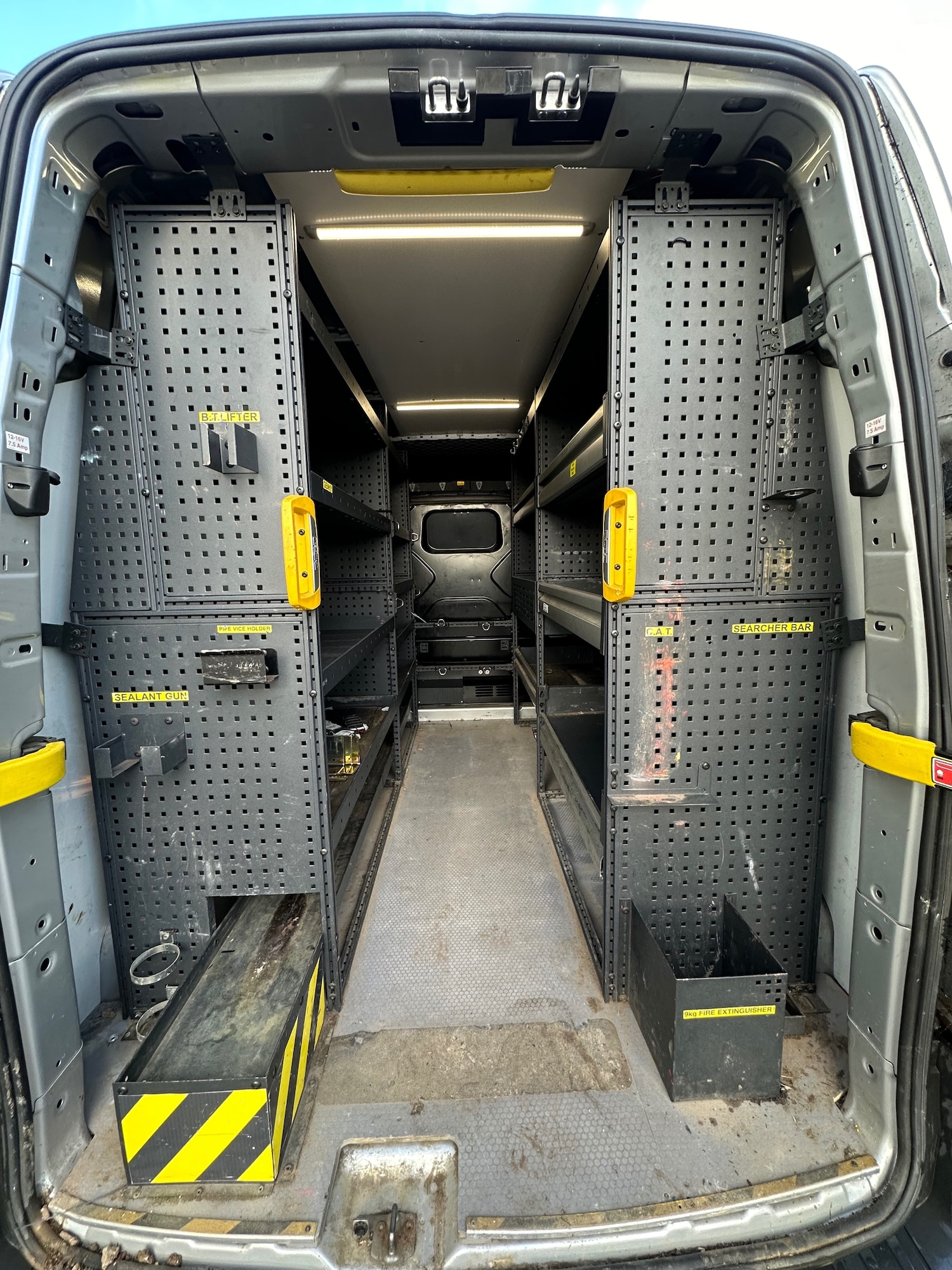 Used Ford Transit Custom 2015 for sale - 76652274: Photo 10