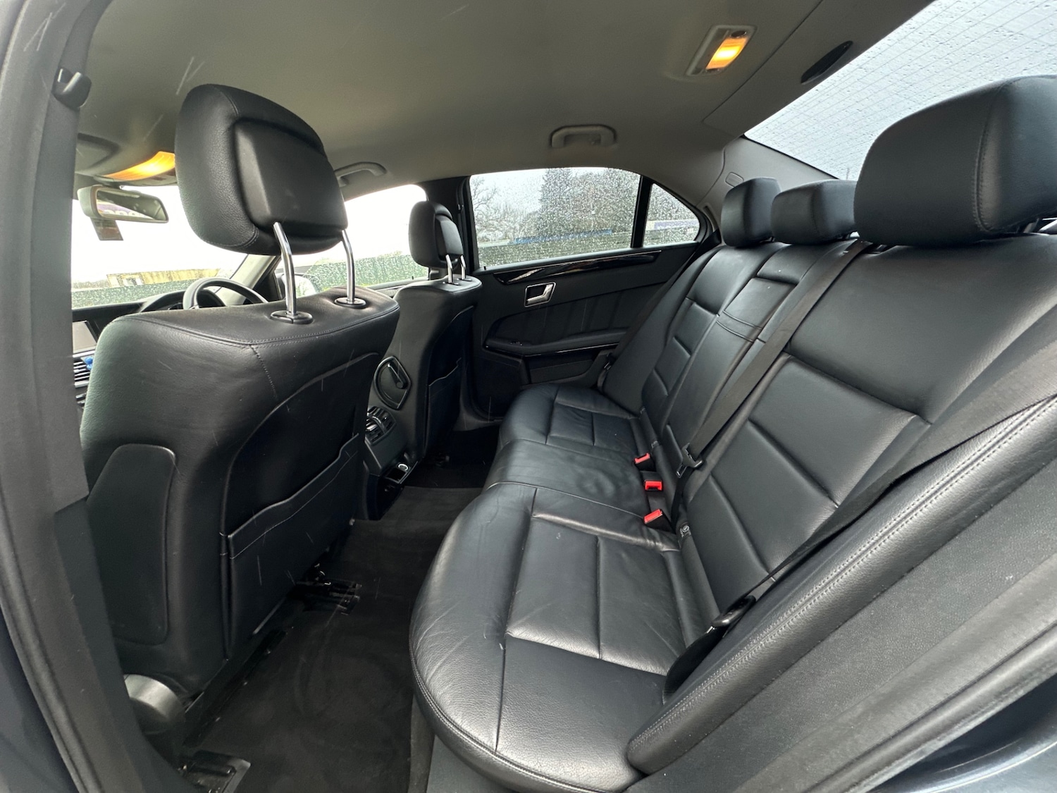 Used Mercedes-Benz E Class 2012 for sale - 78108427: Photo 11