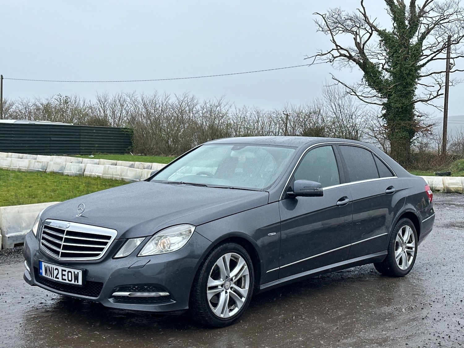 Used Mercedes-Benz E Class 2012 for sale - 78108427: Photo 3