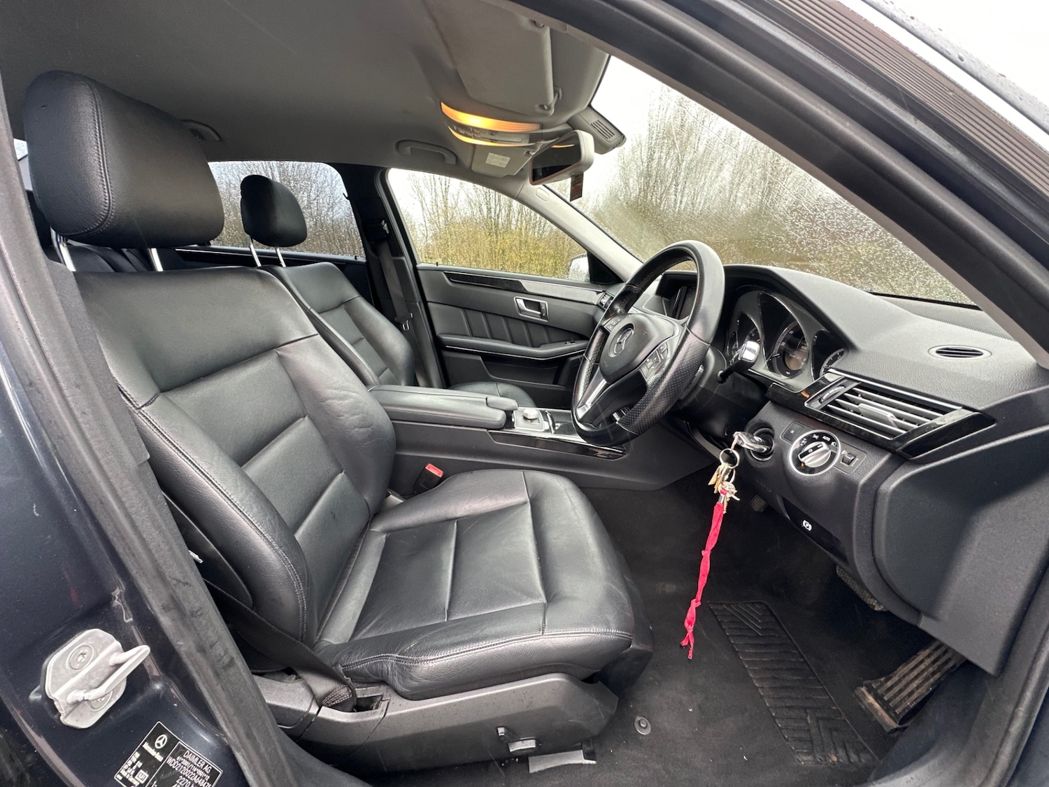 Used Mercedes-Benz E Class 2012 for sale - 78108427: Photo 8