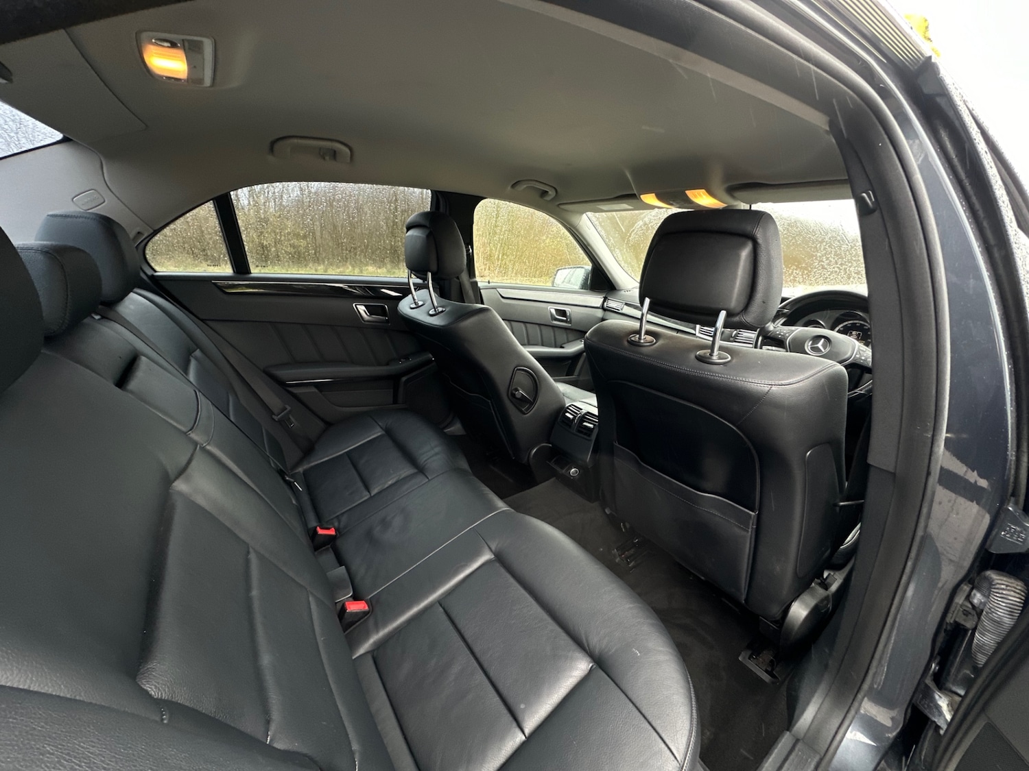 Used Mercedes-Benz E Class 2012 for sale - 78108427: Photo 9