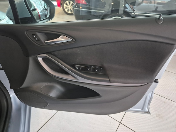 Used Vauxhall Astra 2016 for sale - 73936476: Photo 41