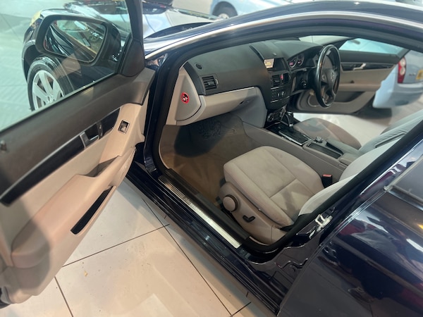 Used Mercedes-Benz C Class 2008 for sale - 75726454: Photo 15