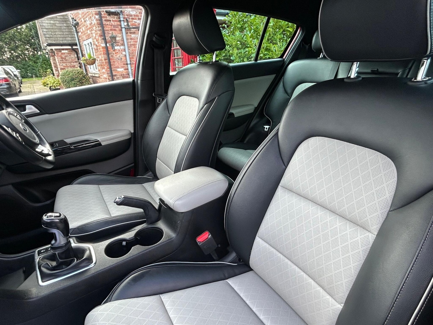 Used Kia Sportage 2018 for sale - 76982850: Photo 13