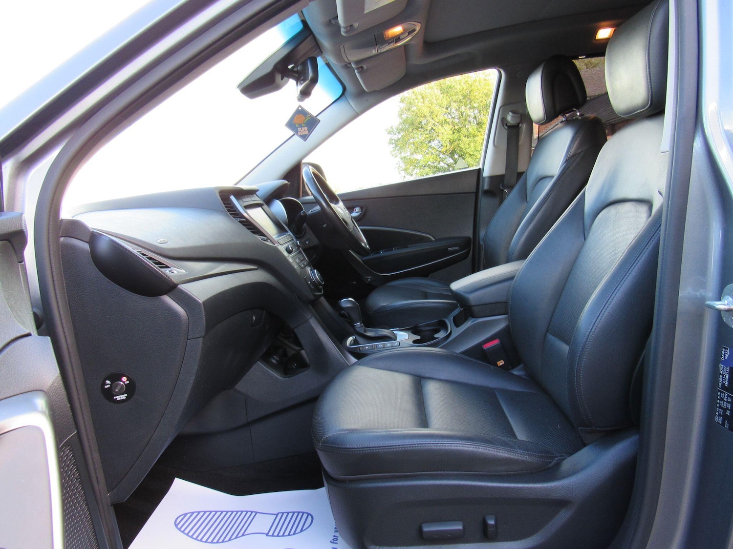 Used Hyundai Santa Fe 2017 for sale - 76982865: Photo 10