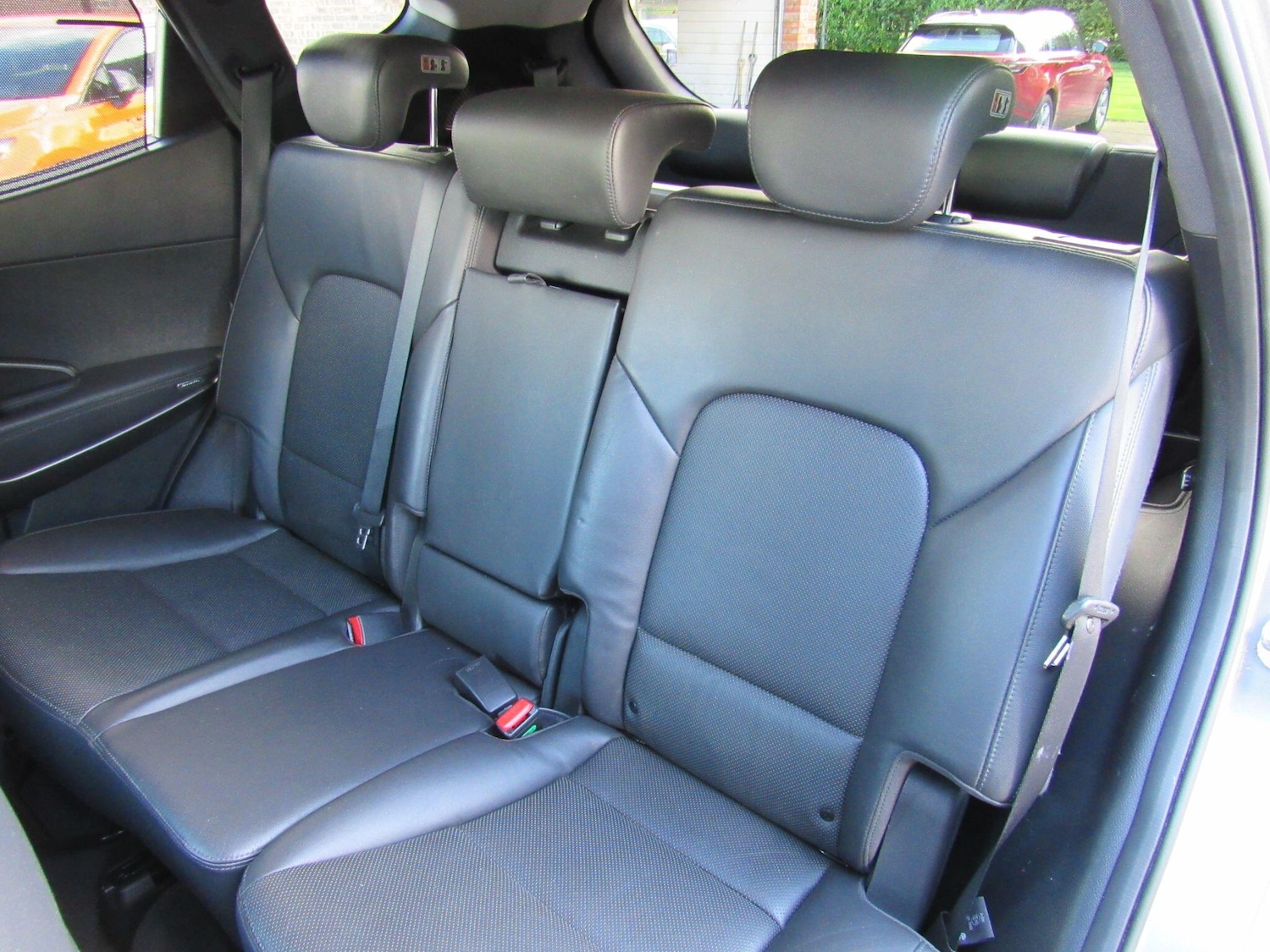 Used Hyundai Santa Fe 2017 for sale - 76982865: Photo 13