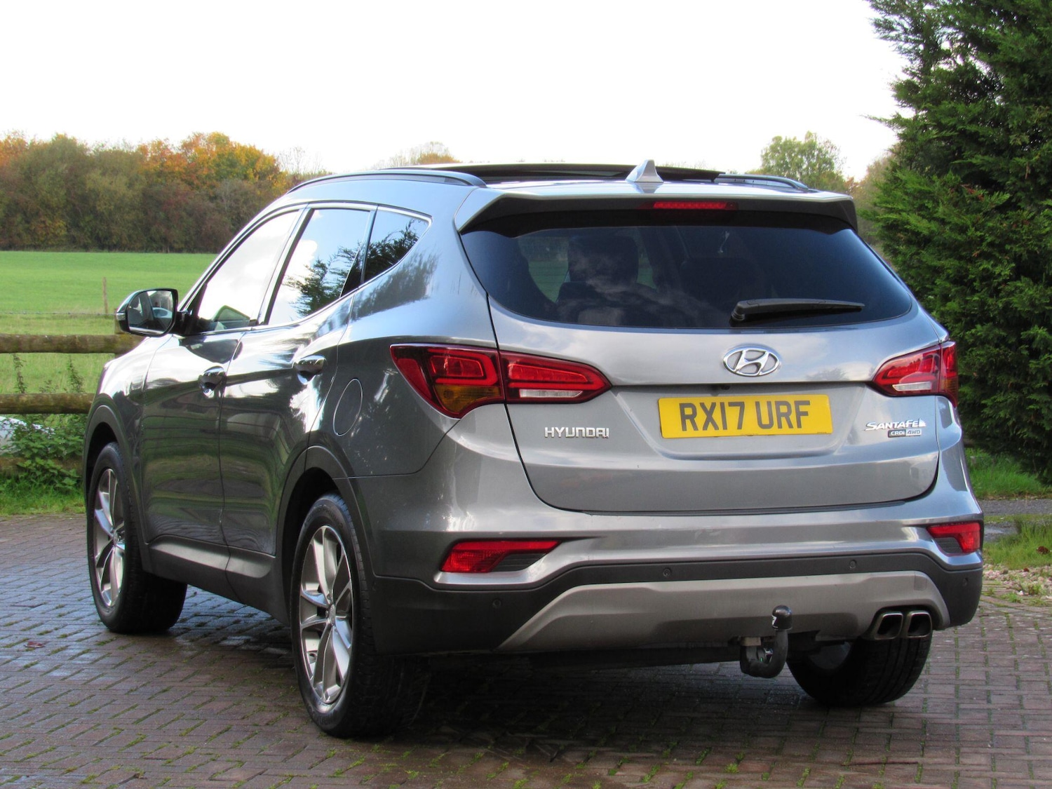 Used Hyundai Santa Fe 2017 for sale - 76982865: Photo 7