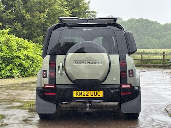 Used Land Rover Defender 110 2022 for sale - 78859822: Photo