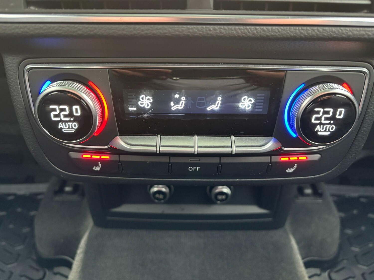 Used Audi Q7 2017 for sale - 78072459: Photo 34