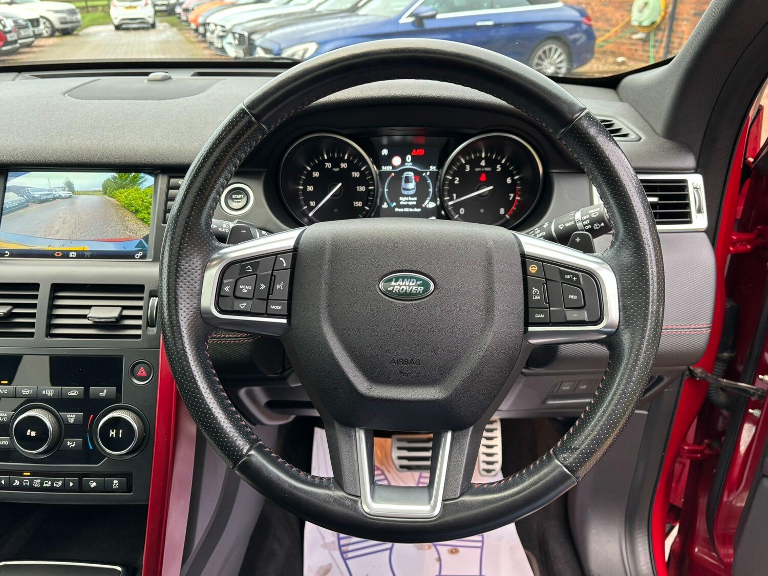 Used Land Rover Discovery Sport 2018 for sale - 76982840: Photo 24