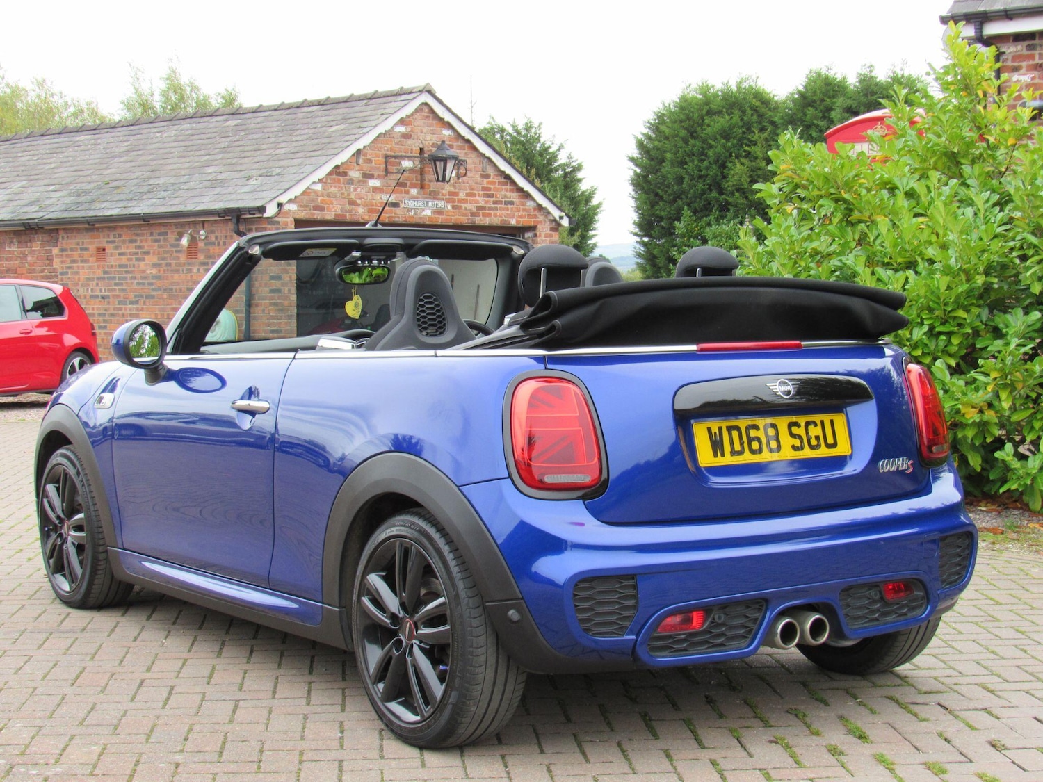 Used MINI Convertible 2018 for sale - 76982837: Photo 15