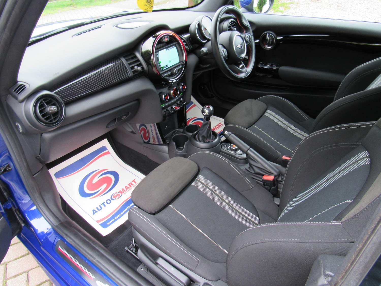 Used MINI Convertible 2018 for sale - 76982837: Photo 18