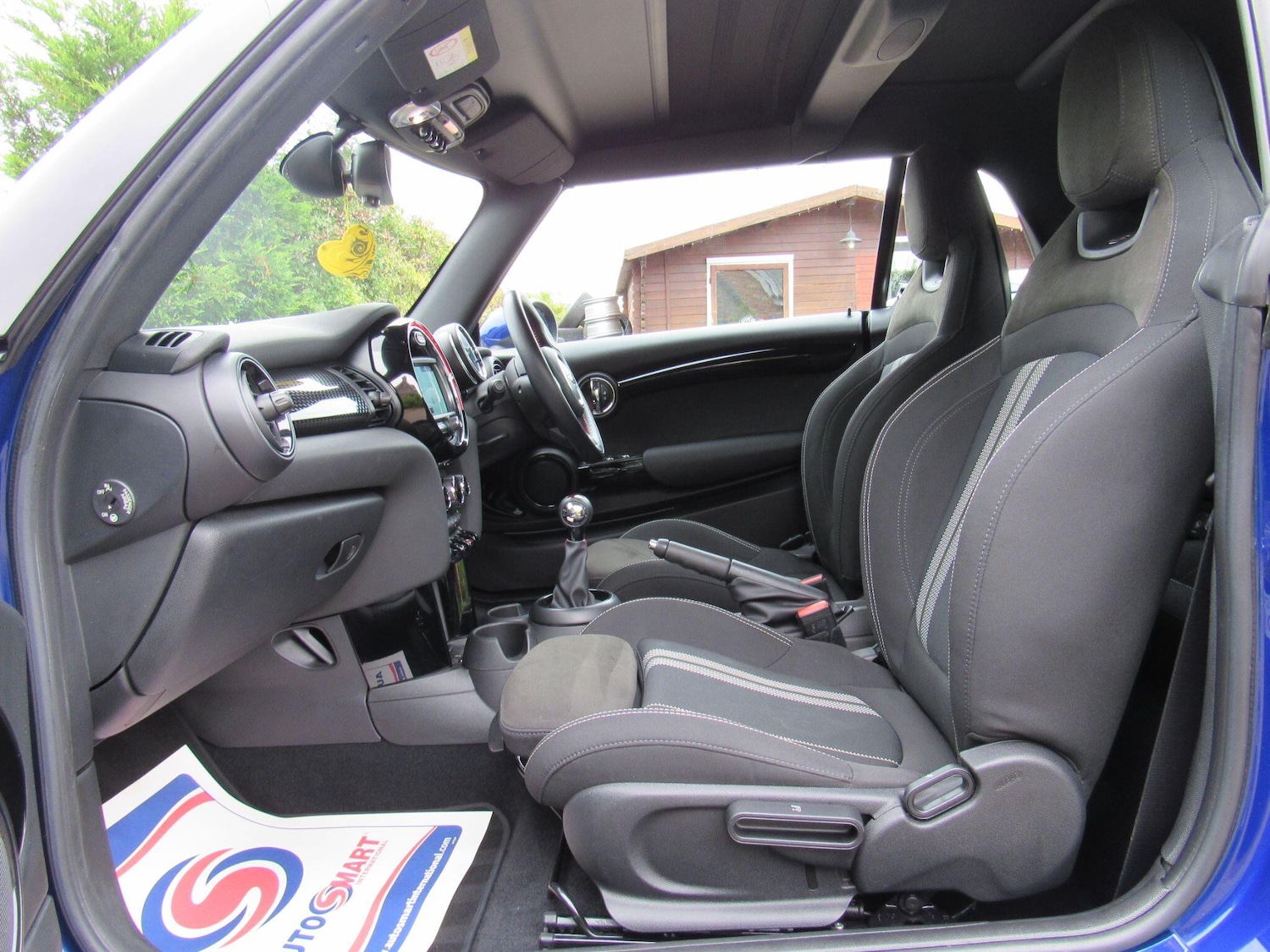 Used MINI Convertible 2018 for sale - 76982837: Photo 19