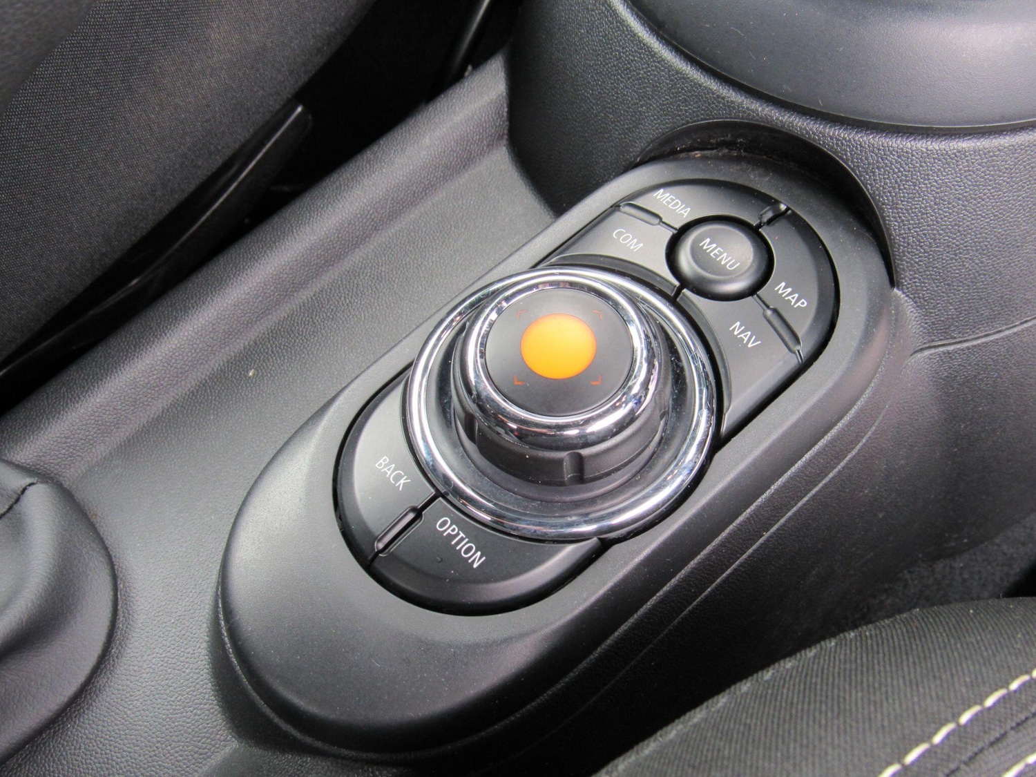 Used MINI Convertible 2018 for sale - 76982837: Photo 25