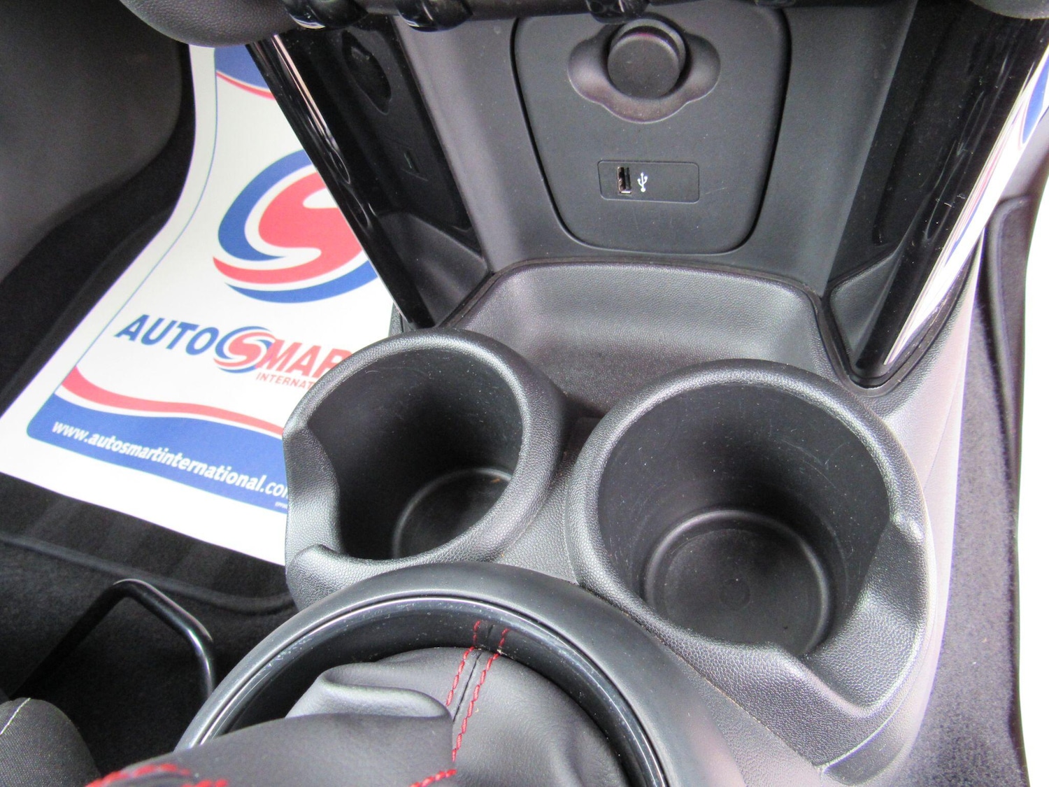 Used MINI Convertible 2018 for sale - 76982837: Photo 27