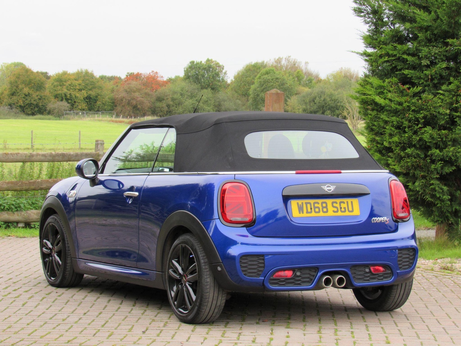 Used MINI Convertible 2018 for sale - 76982837: Photo 33