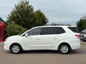 Used Ssangyong Turismo 2015 for sale - 78244455: Photo