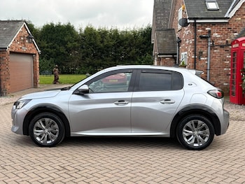 Used Peugeot E-208 2020 for sale - 77411930: Photo