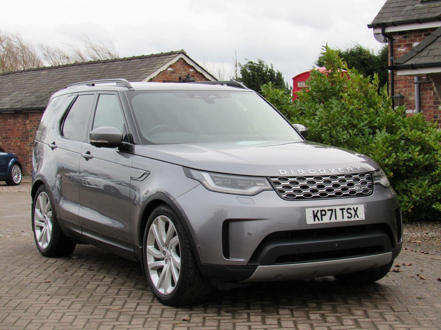 Used Land Rover Discovery 2022 for sale - 76982847: Photo 15