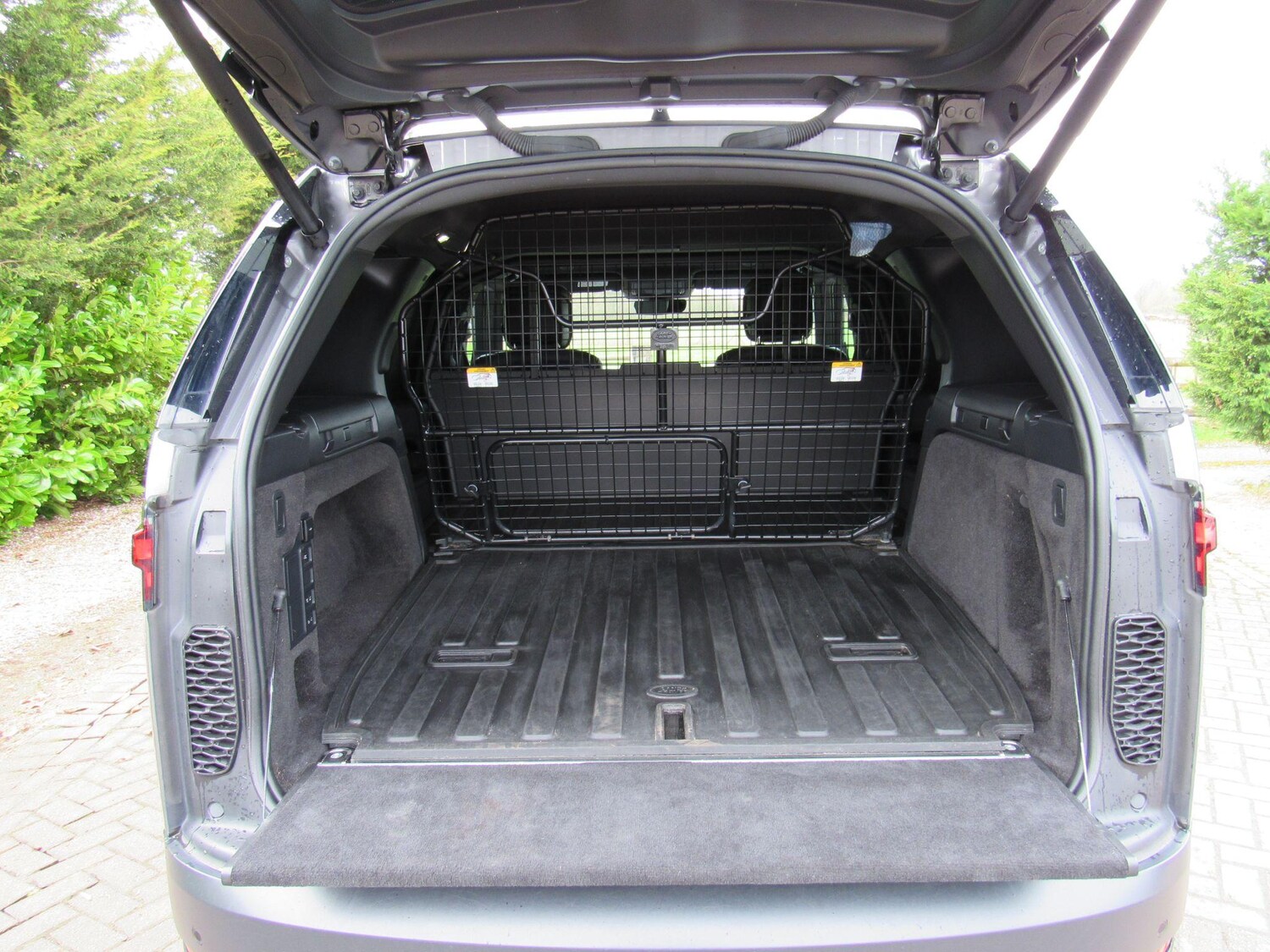 Used Land Rover Discovery 2022 for sale - 76982847: Photo 23