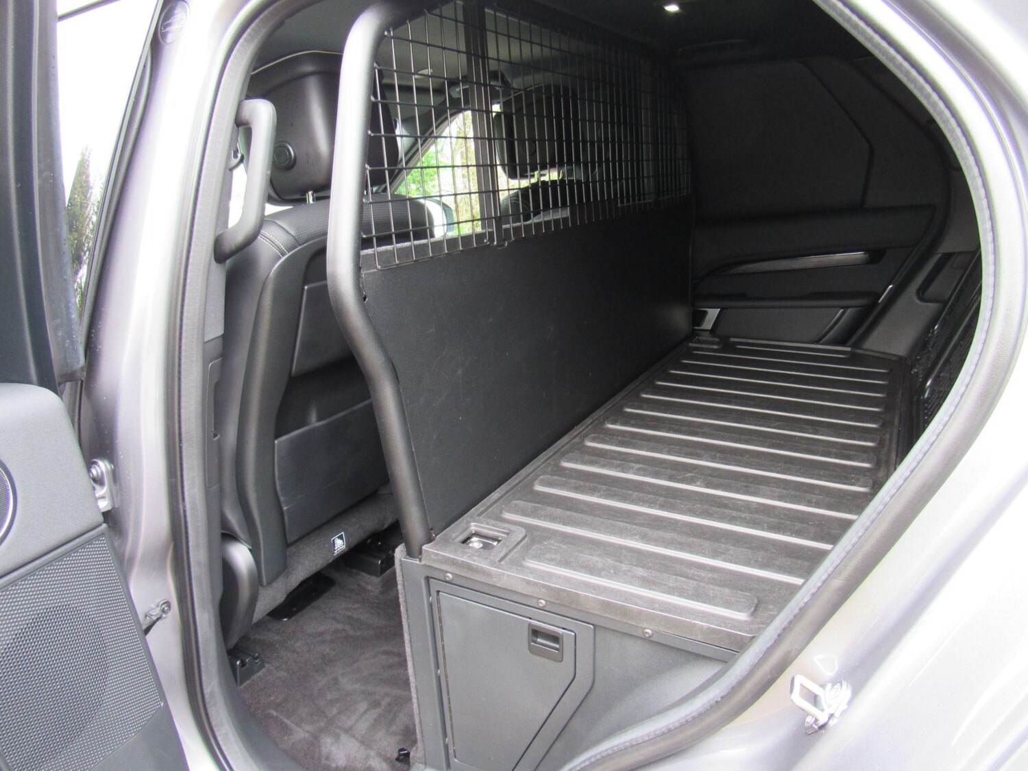 Used Land Rover Discovery 2022 for sale - 76982847: Photo 26