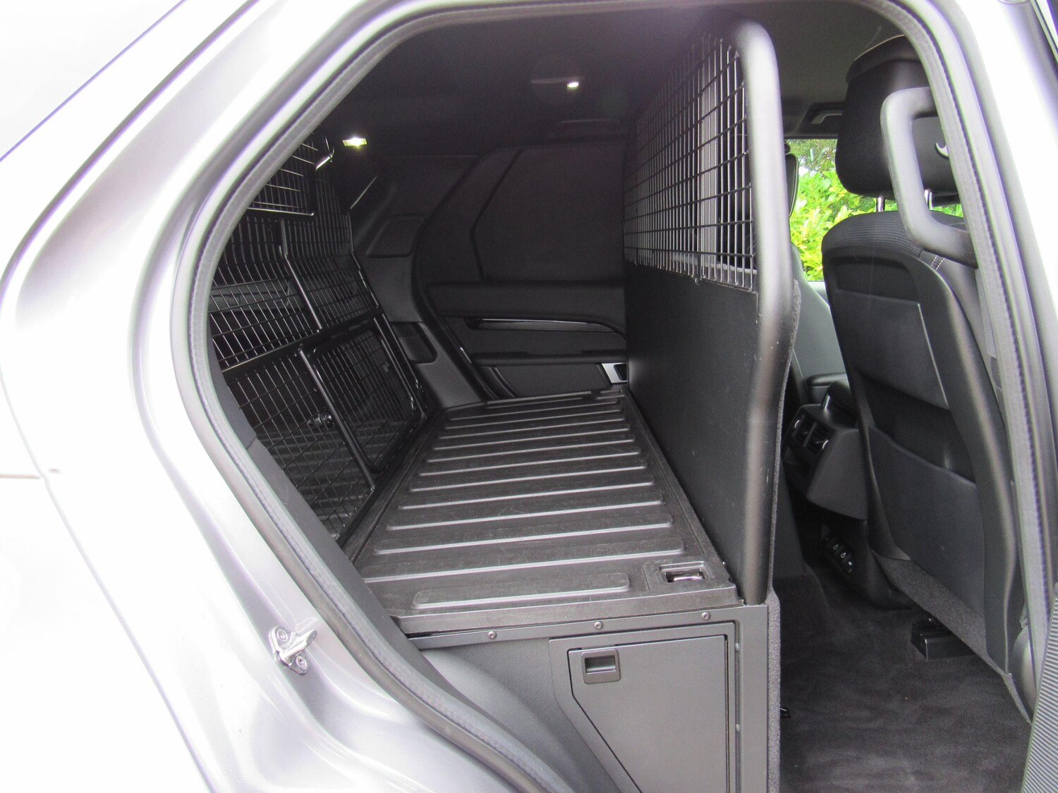 Used Land Rover Discovery 2022 for sale - 76982847: Photo 29