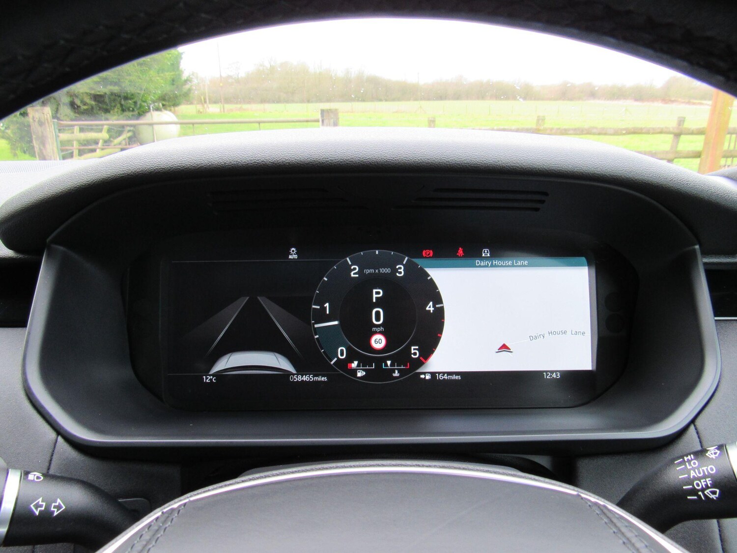 Used Land Rover Discovery 2022 for sale - 76982847: Photo 32