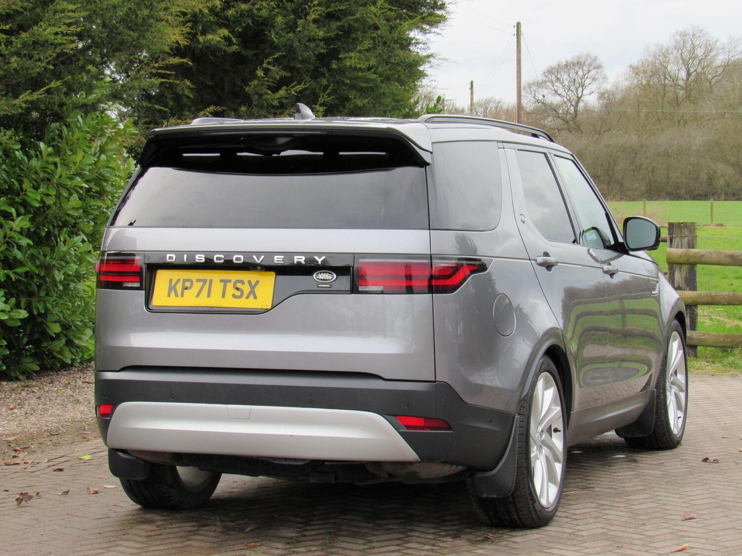 Used Land Rover Discovery 2022 for sale - 76982847: Photo 6