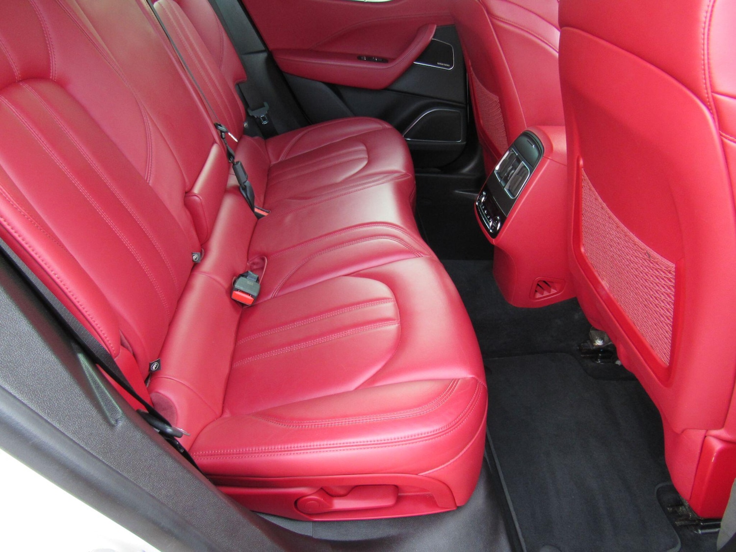 Used Maserati Levante 2018 for sale - 76982853: Photo 15