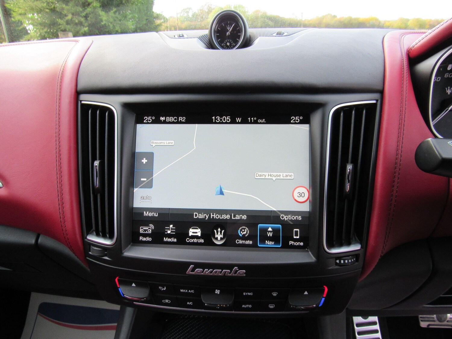 Used Maserati Levante 2018 for sale - 76982853: Photo 24