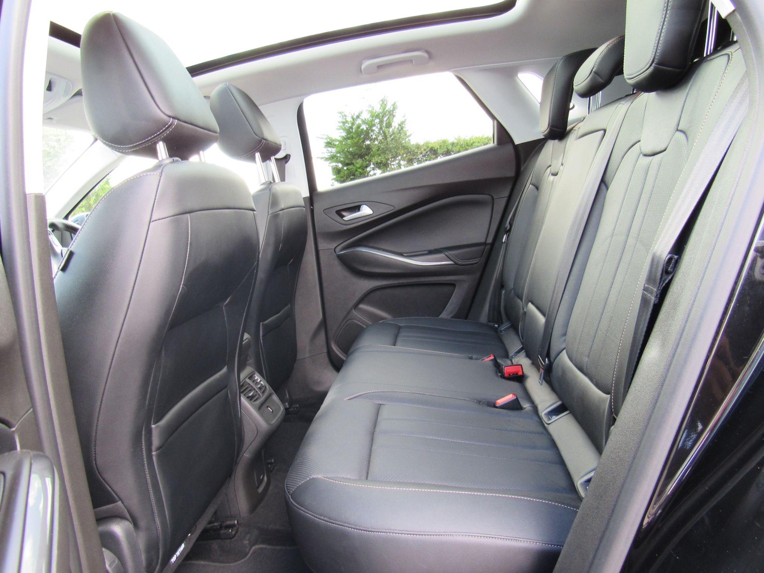 Used Vauxhall Grandland X 2018 for sale - 76982838: Photo 15