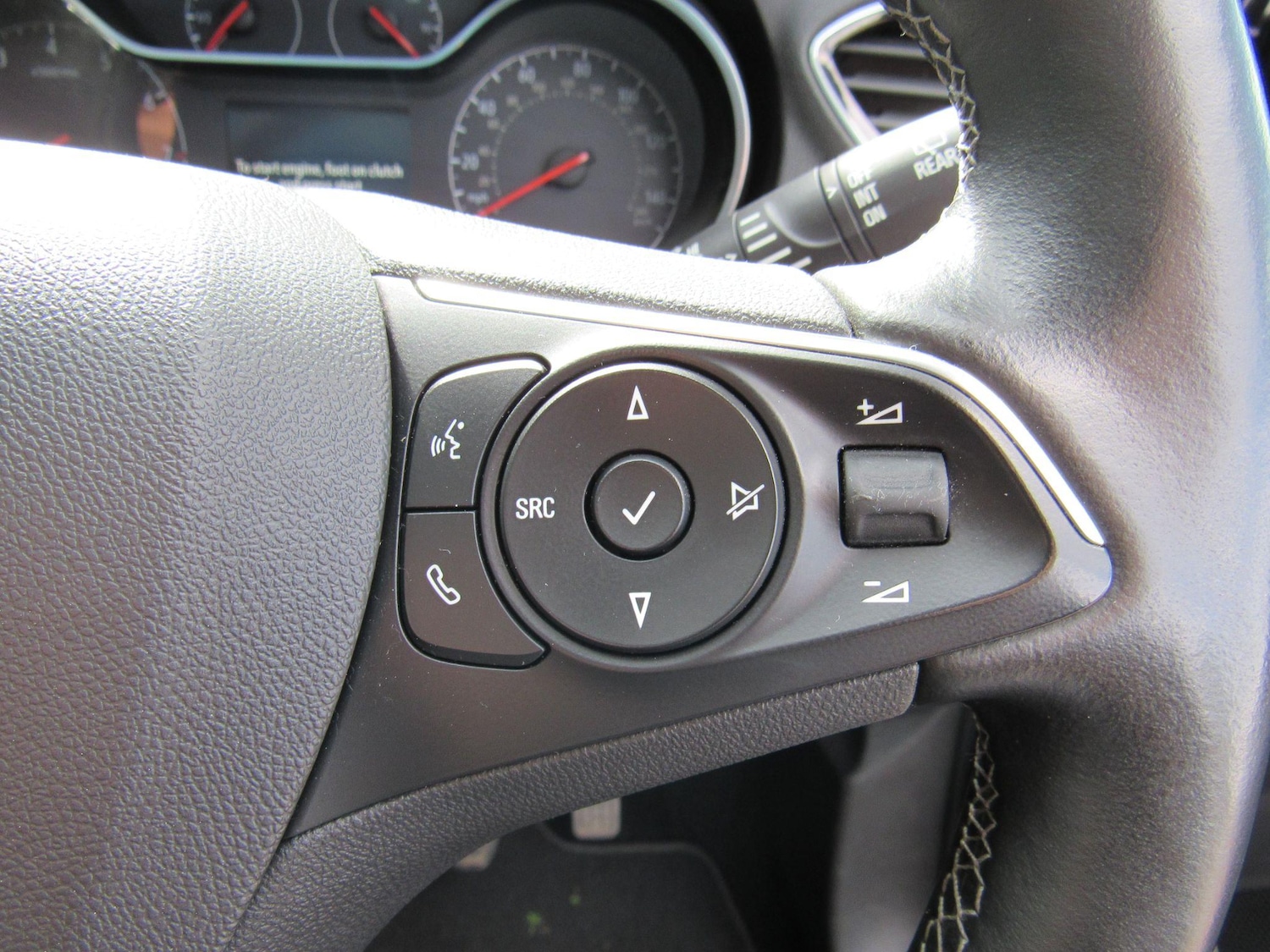 Used Vauxhall Grandland X 2018 for sale - 76982838: Photo 35