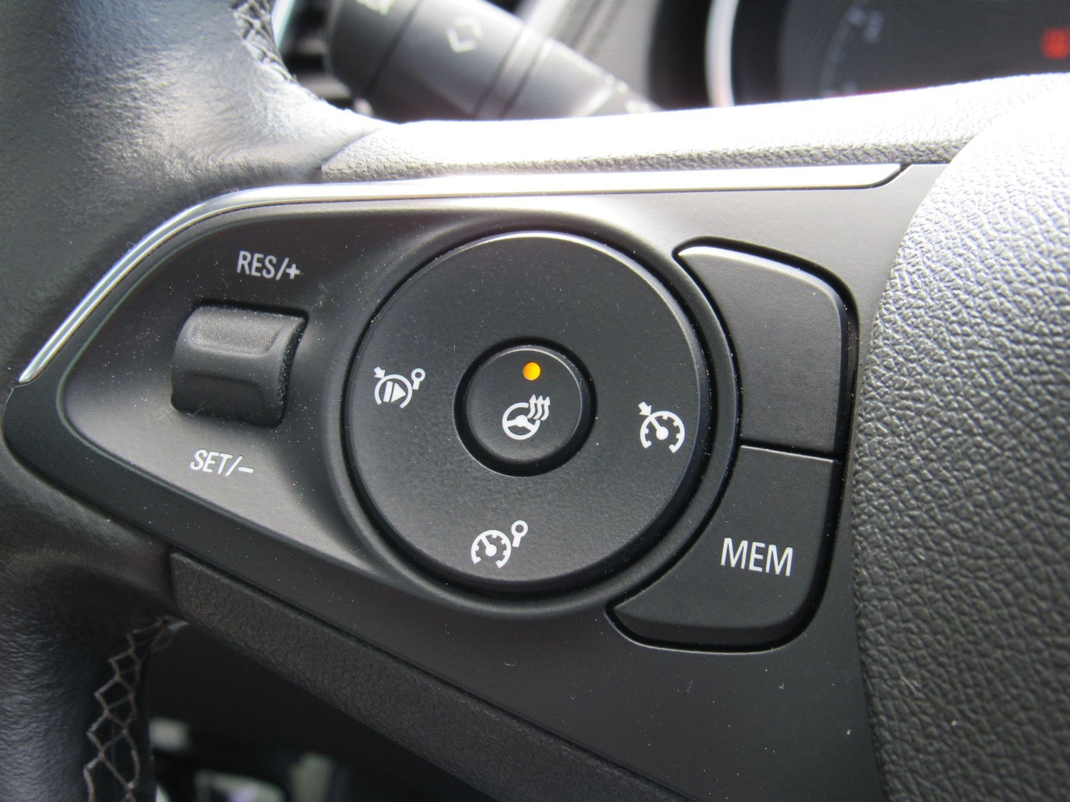 Used Vauxhall Grandland X 2018 for sale - 76982838: Photo 36