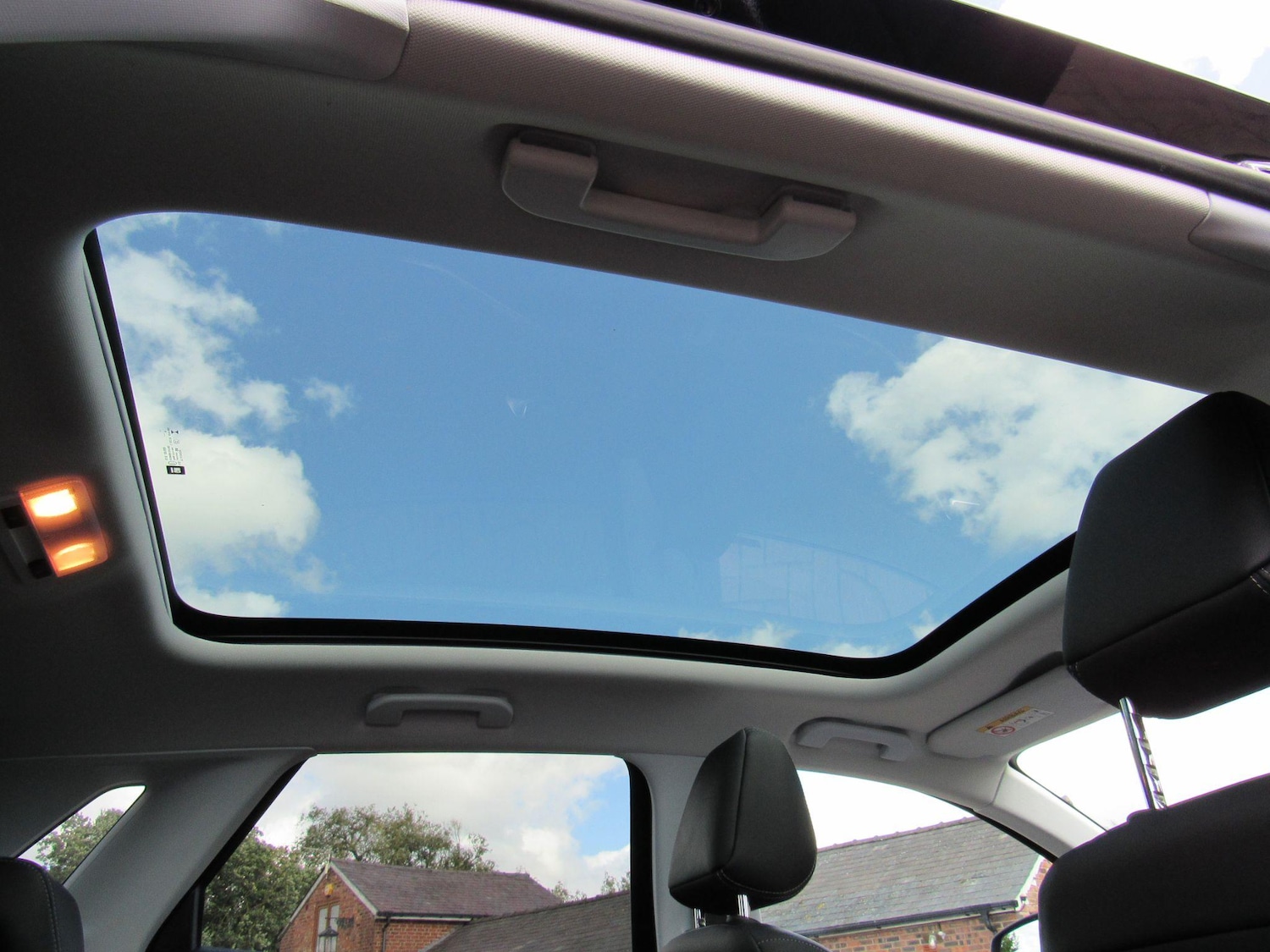 Used Vauxhall Grandland X 2018 for sale - 76982838: Photo 9