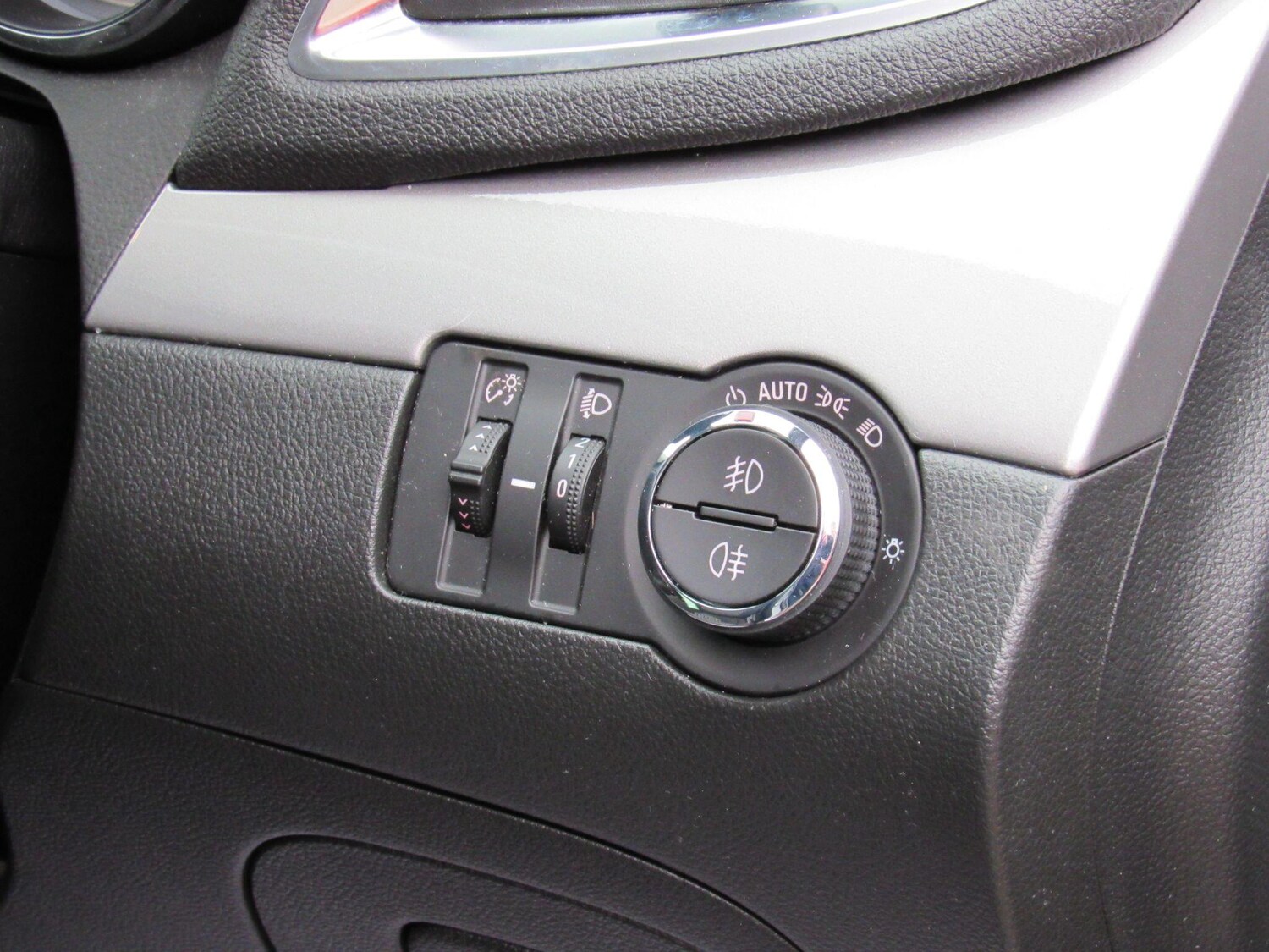 Used Vauxhall Mokka 2015 for sale - 76982856: Photo 26