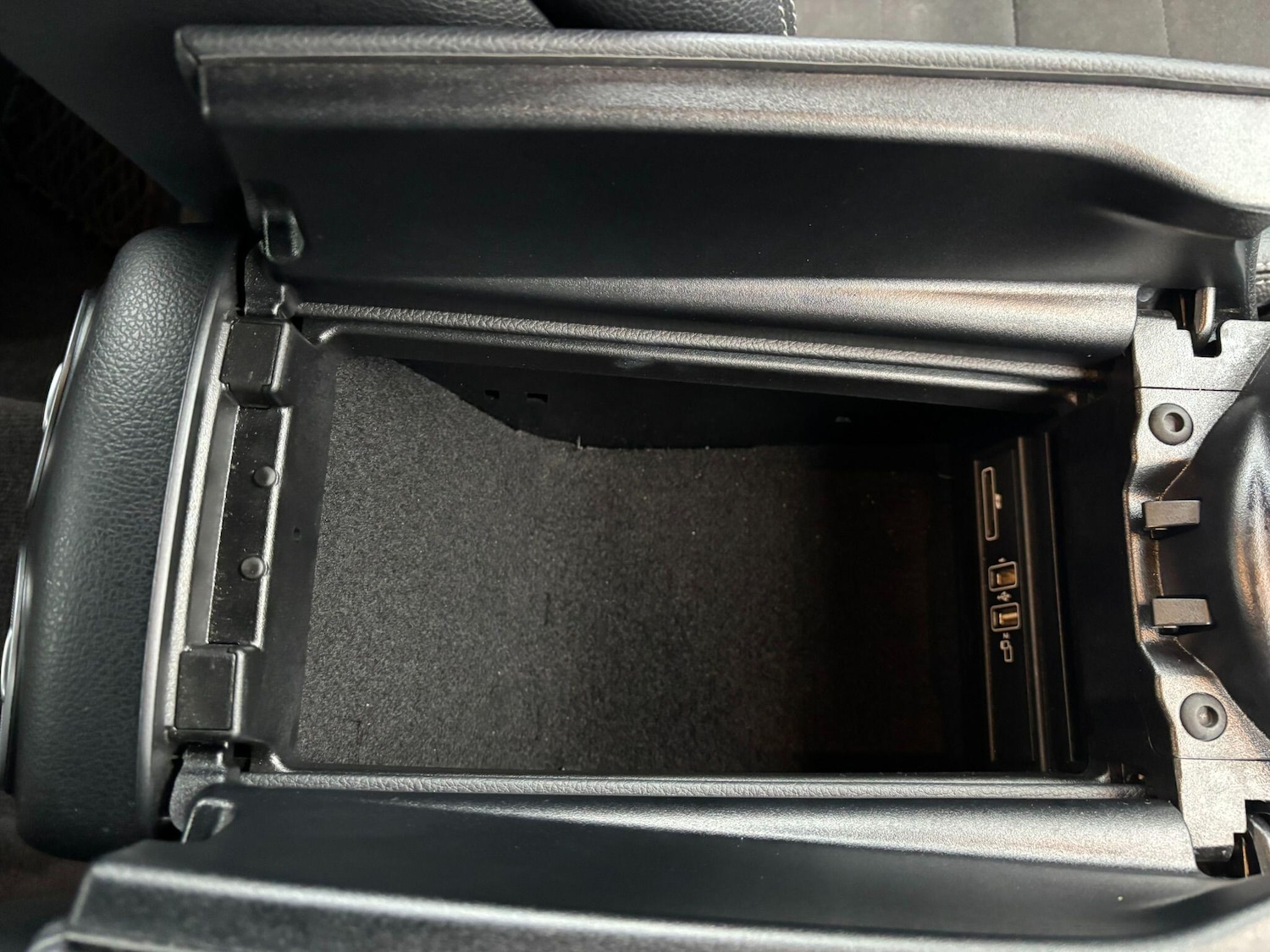 Used Mercedes-Benz E Class 2018 for sale - 77156775: Photo 38