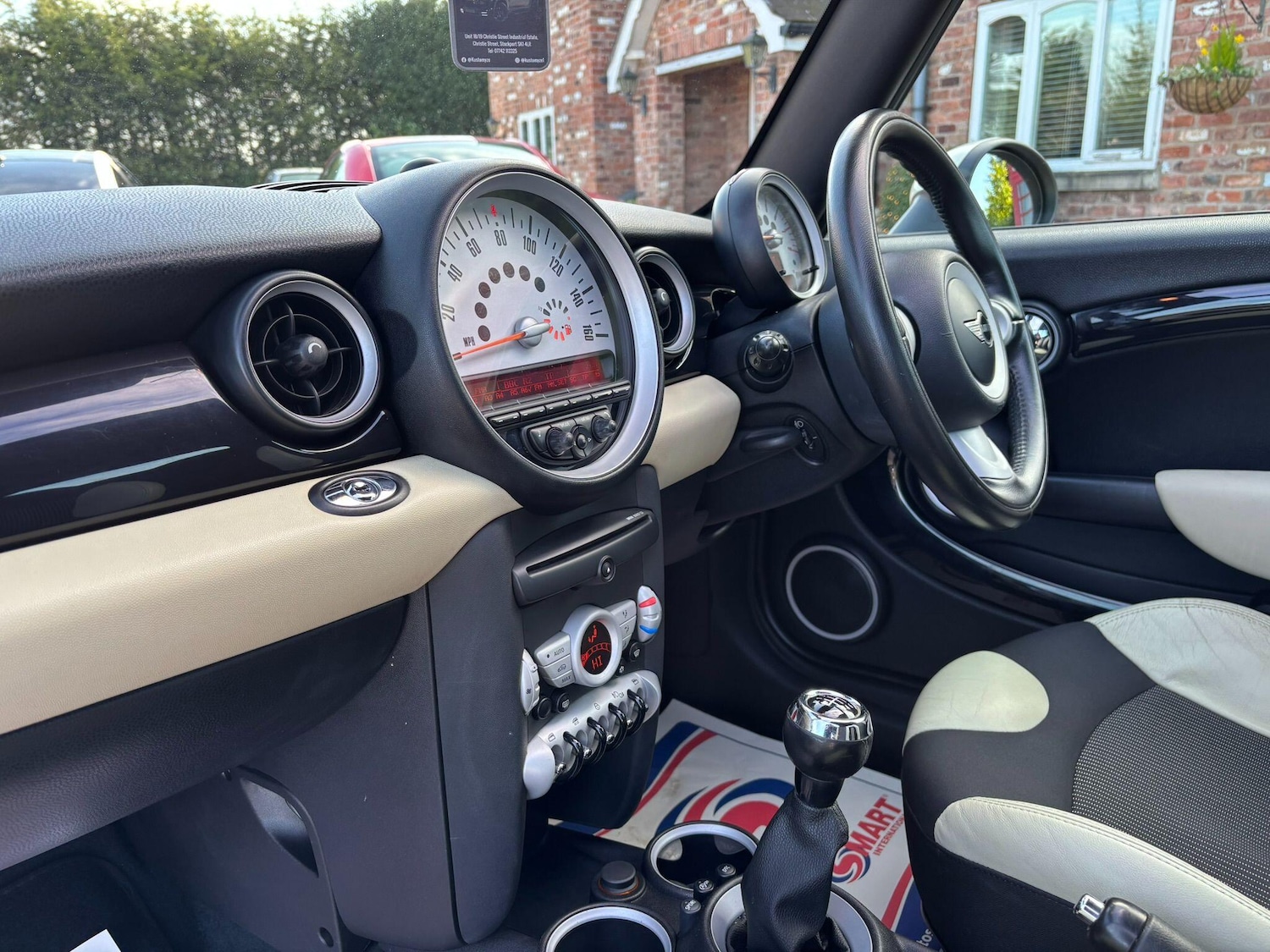 Used MINI Convertible 2010 for sale - 77723689: Photo 12