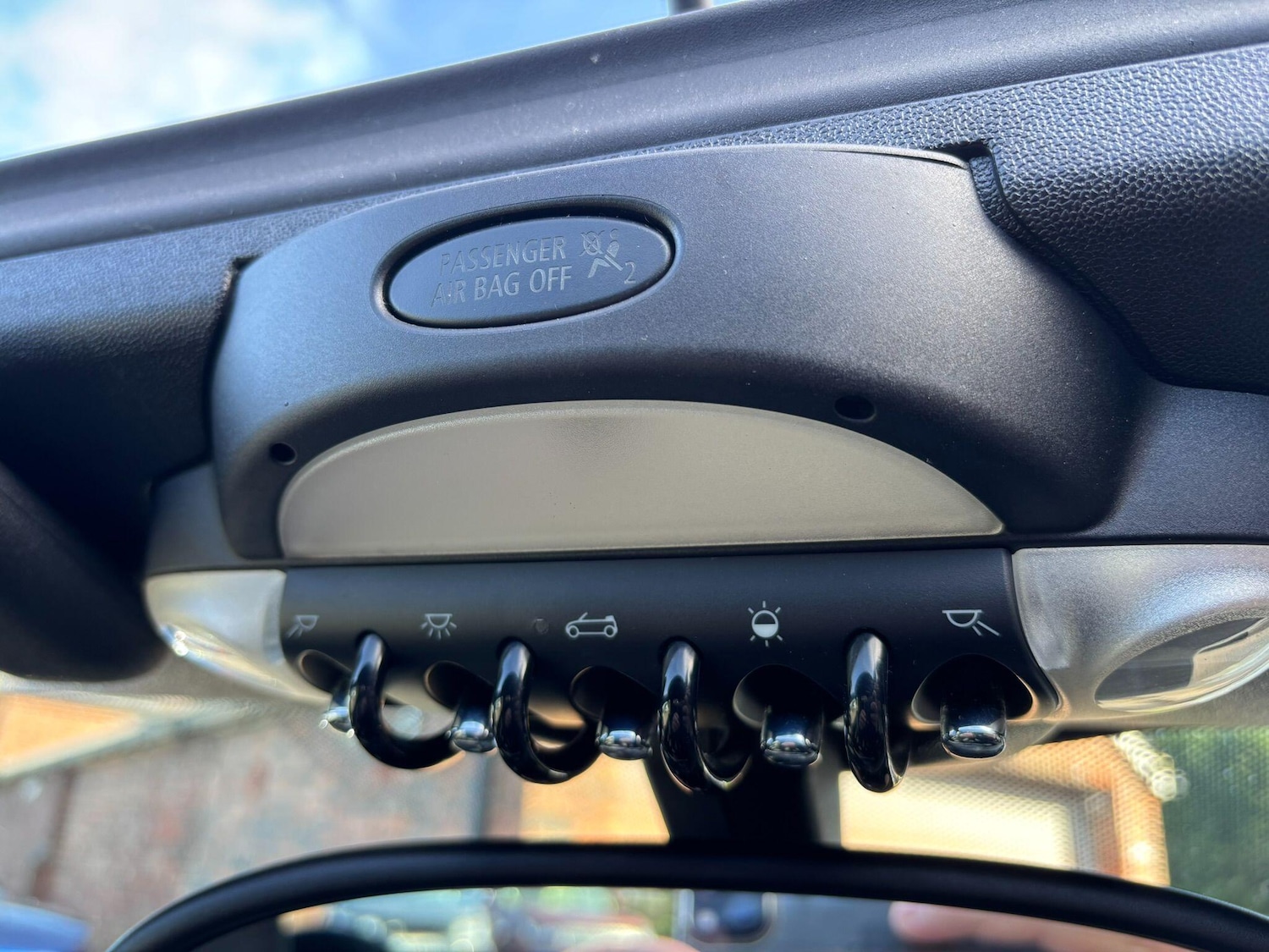 Used MINI Convertible 2010 for sale - 77723689: Photo 14