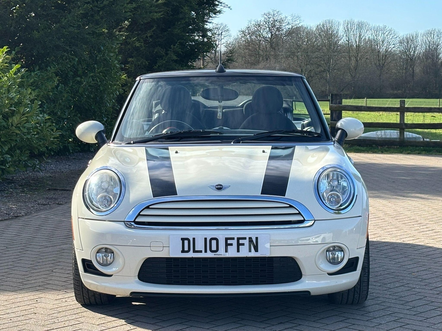 Used MINI Convertible 2010 for sale - 77723689: Photo 6