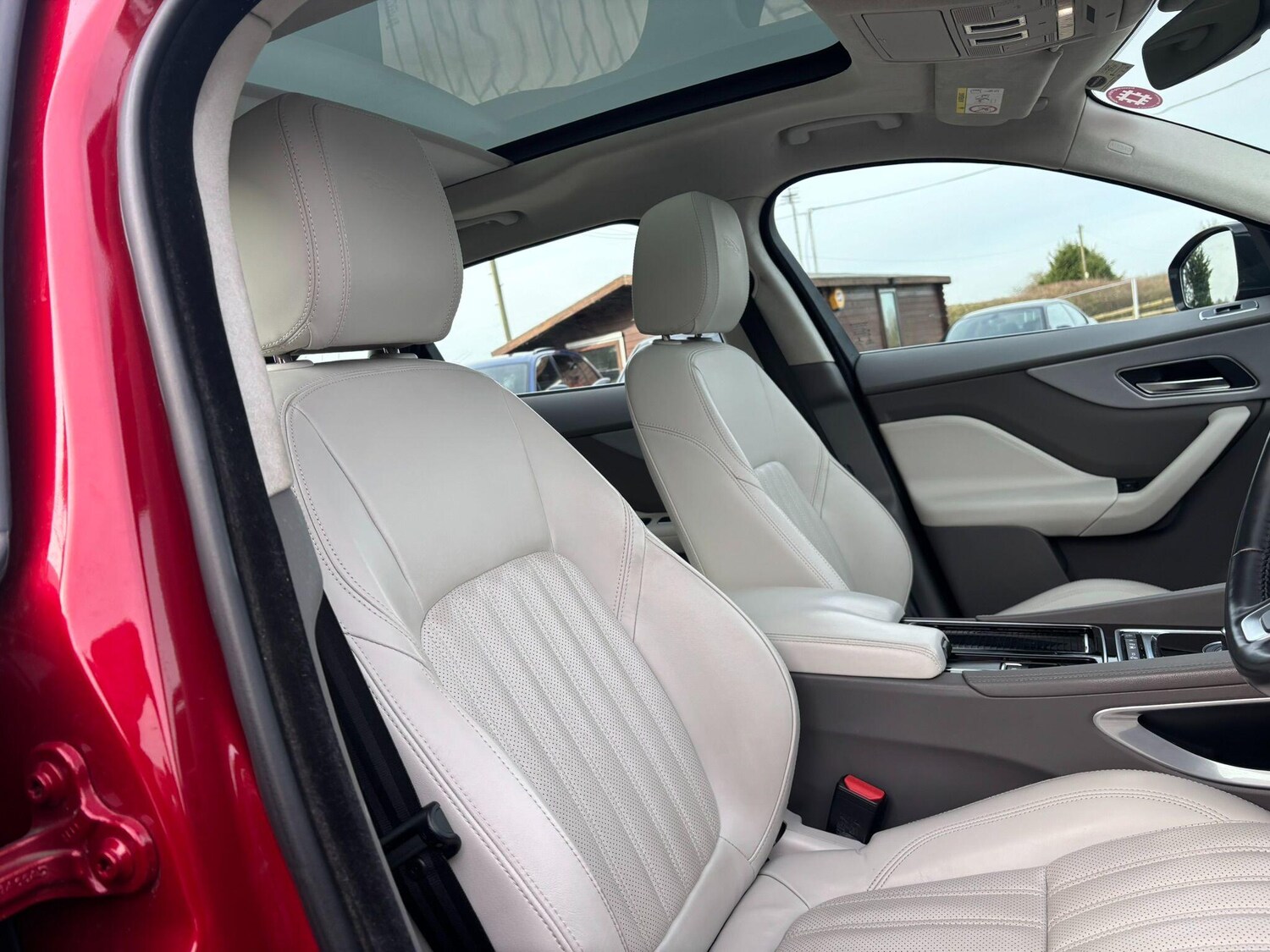 Used Jaguar F-Pace 2019 for sale - 77586352: Photo 15