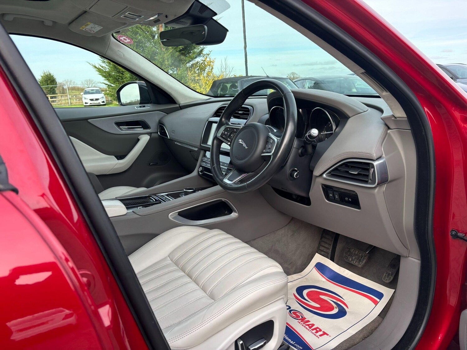 Used Jaguar F-Pace 2019 for sale - 77586352: Photo 17