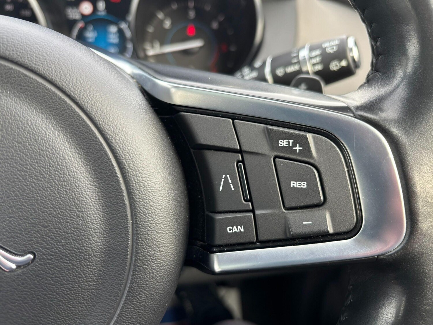 Used Jaguar F-Pace 2019 for sale - 77586352: Photo 22