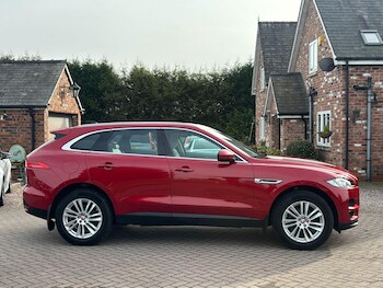 Used Jaguar F-Pace 2019 for sale - 77586352: Photo