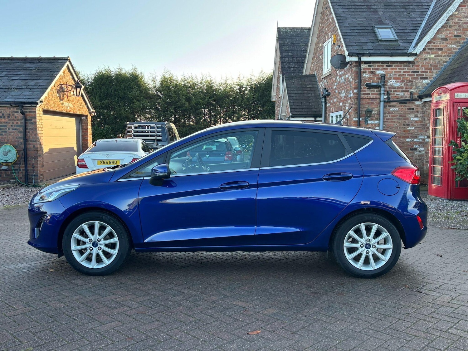 Used Ford Fiesta 2017 for sale - 76982860: Photo 3