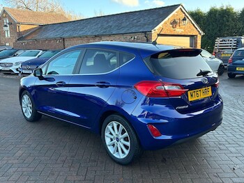 Used Ford Fiesta 2017 for sale - 76982860: Photo