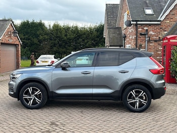 Used Volvo XC40 2018 for sale - 77496207: Photo