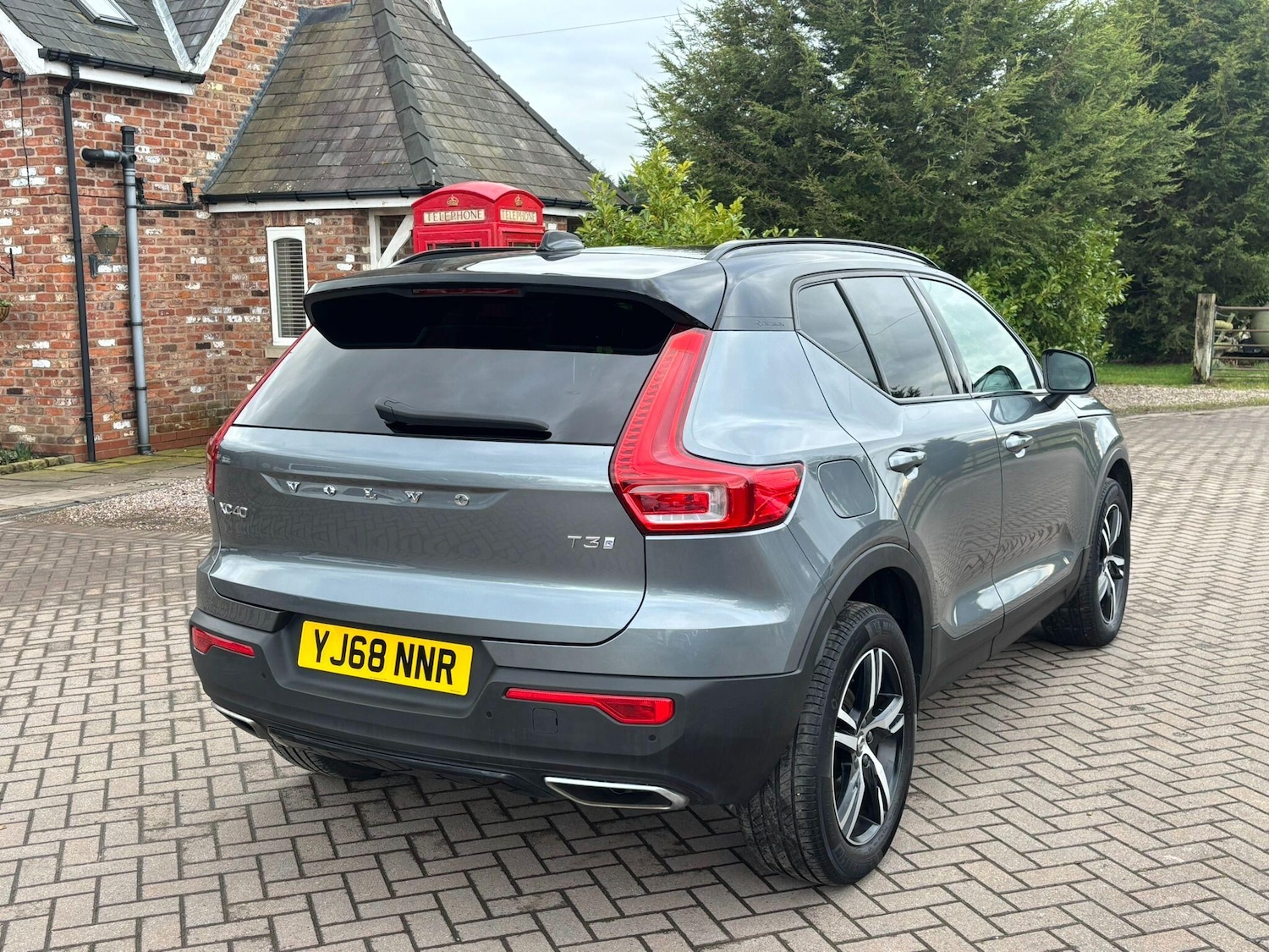 Used Volvo XC40 2018 for sale - 77496207: Photo 4