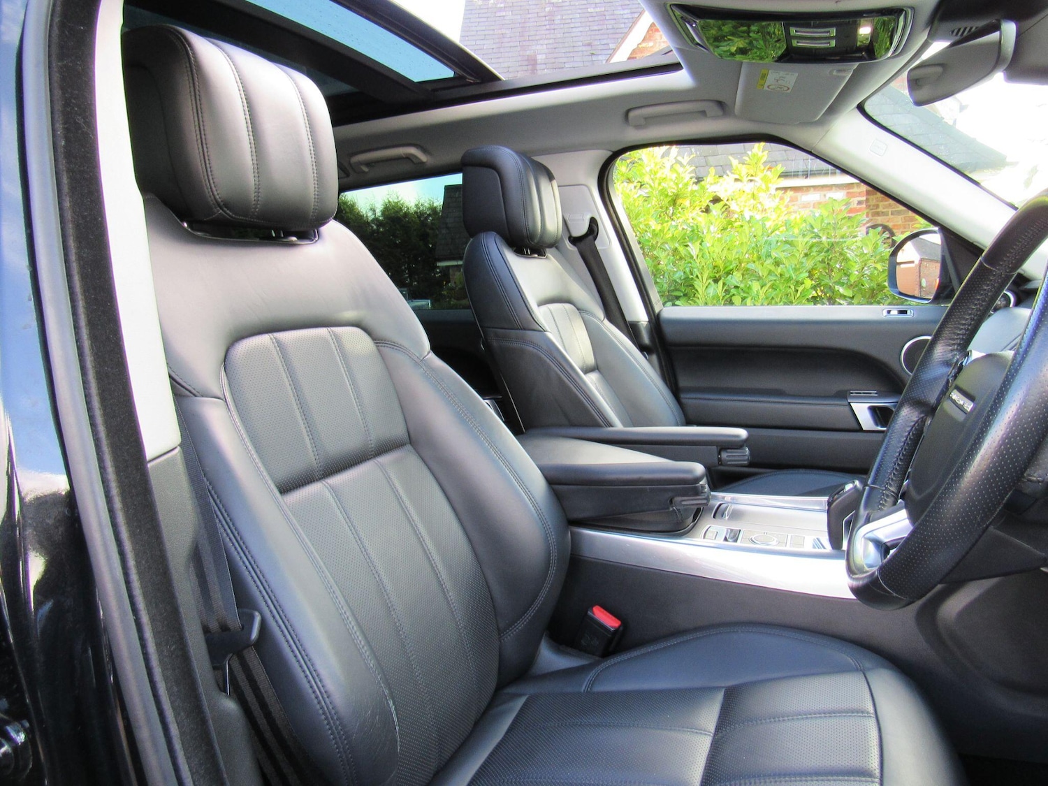 Used Land Rover Range Rover Sport 2018 for sale - 76982852: Photo 10