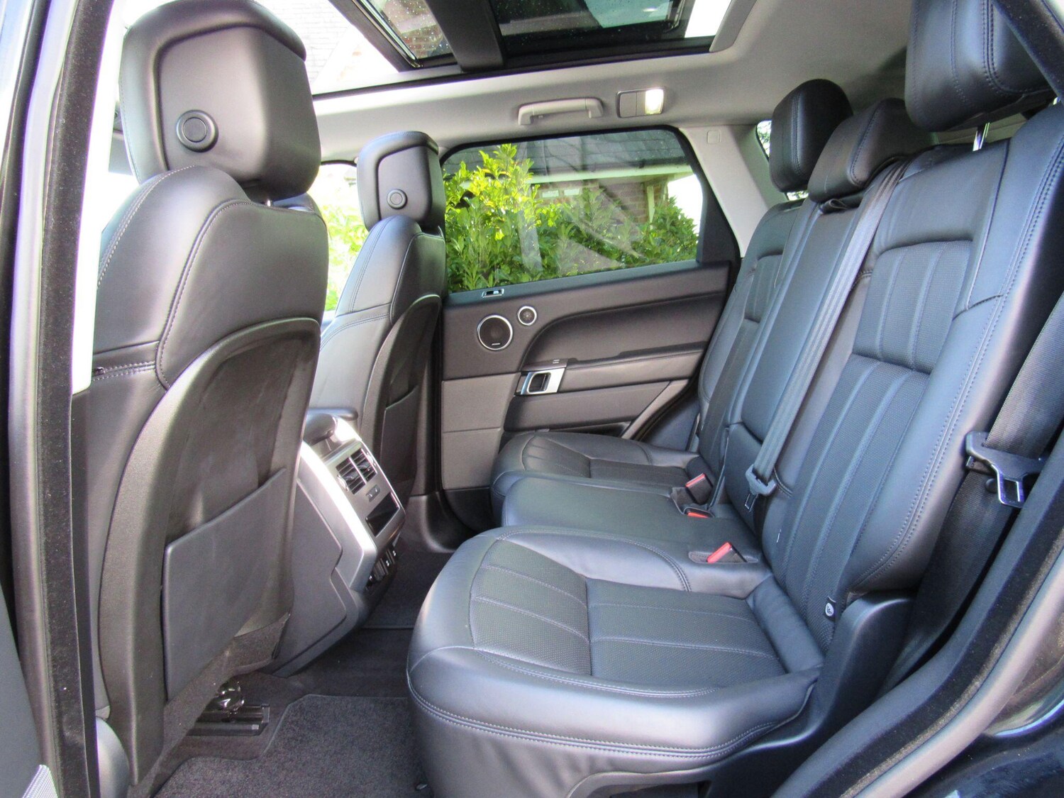 Used Land Rover Range Rover Sport 2018 for sale - 76982852: Photo 14